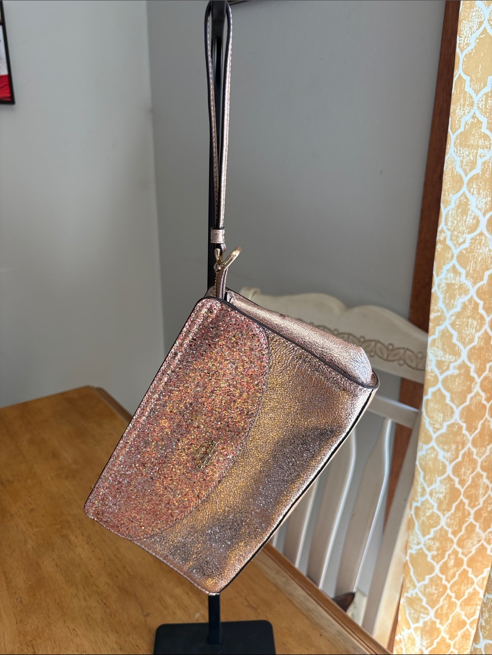 Coach 2018 rose gold clutch